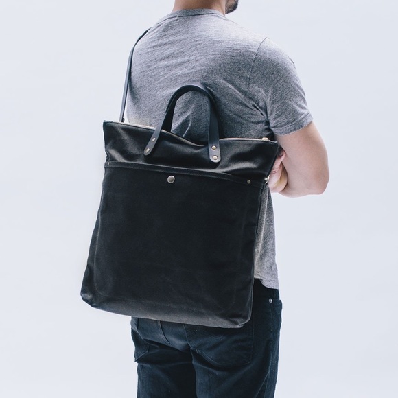Winter Session Other - WAXED CANVAS FELIX BAG BLACK WAXED + TAN LEATHER
